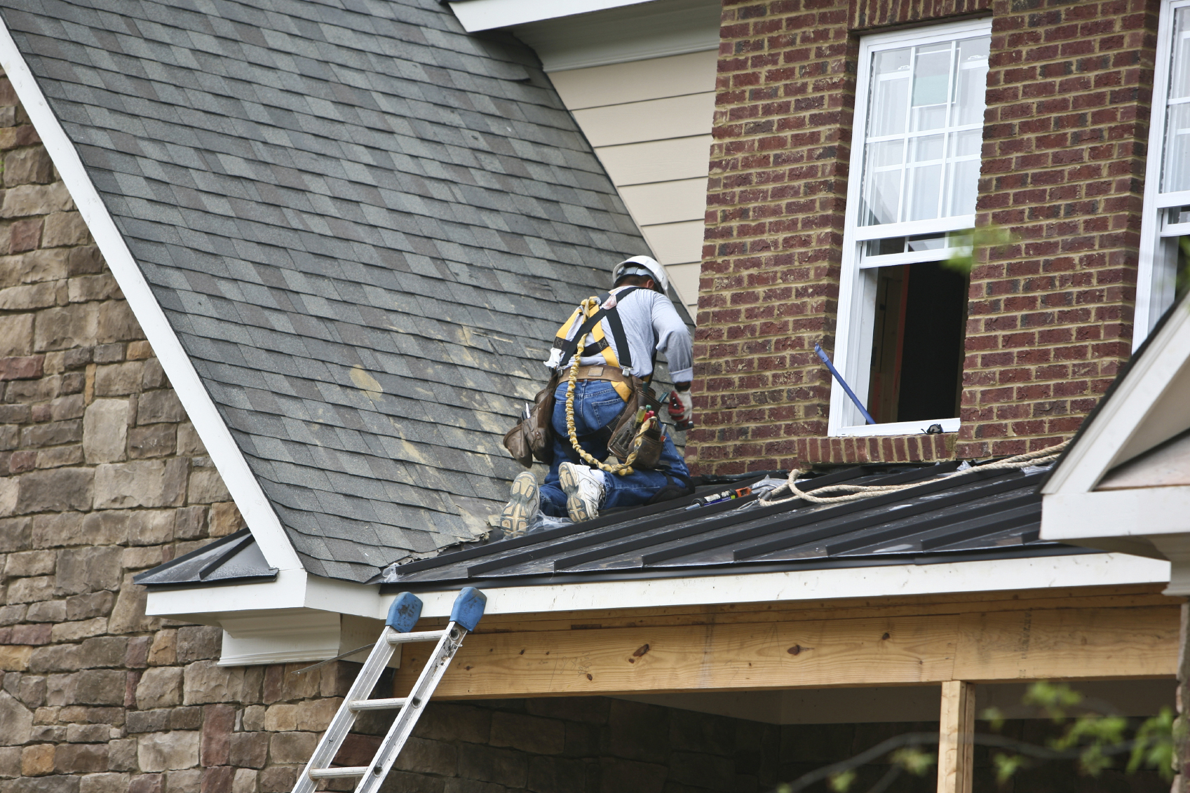 Residential roof with architectural shingles