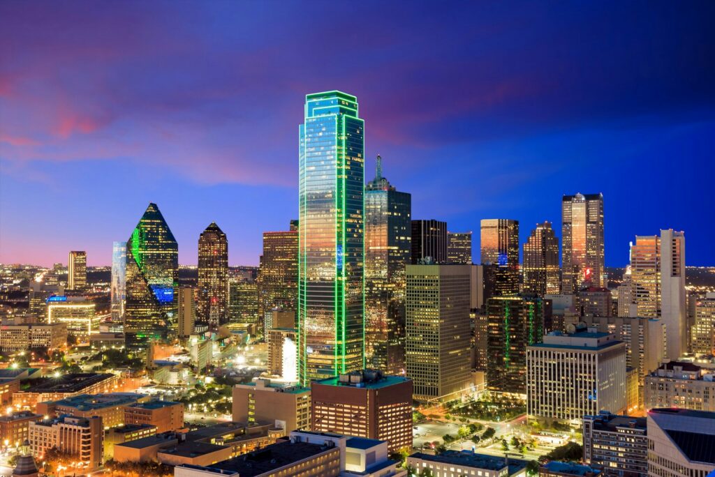 Dallas, Texas skyline with Reunion Tower - BRS General Contractors service area